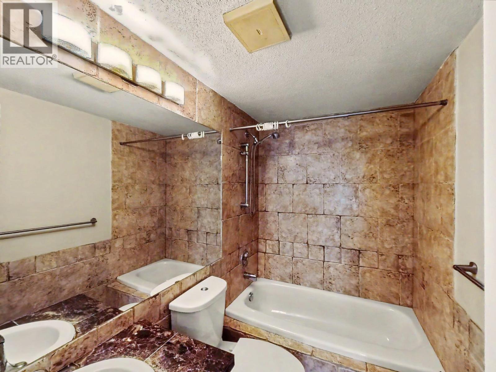 201 1868 W 8th Avenue, Vancouver, British Columbia  V6J 5G3 - Photo 28 - R3107539