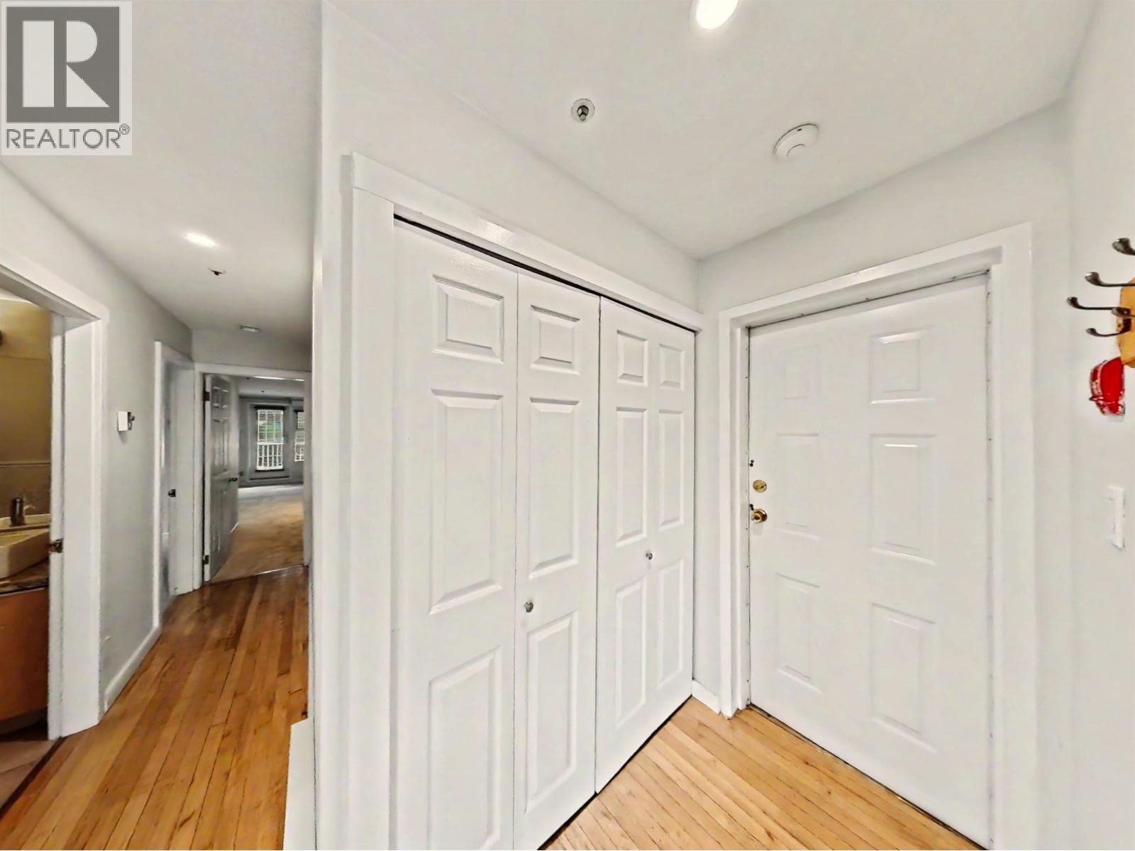 201 1868 W 8th Avenue, Vancouver, British Columbia  V6J 5G3 - Photo 17 - R3107539