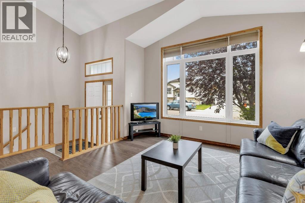 43 Stephenson Crescent, Red Deer, Alberta  T4R 0L4 - Photo 5 - A2299781