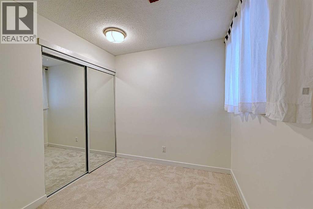9930 26 Street Sw, Calgary, Alberta  T2V 4E9 - Photo 20 - A2297671