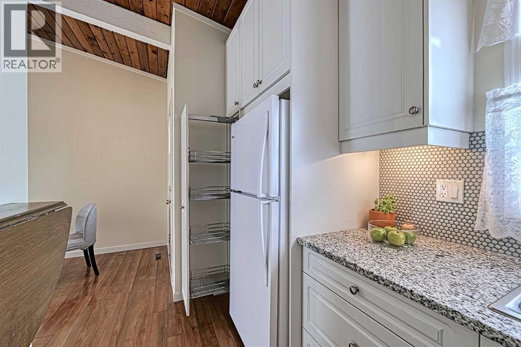 9930 26 Street Sw, Calgary, Alberta  T2V 4E9 - Photo 15 - A2297671