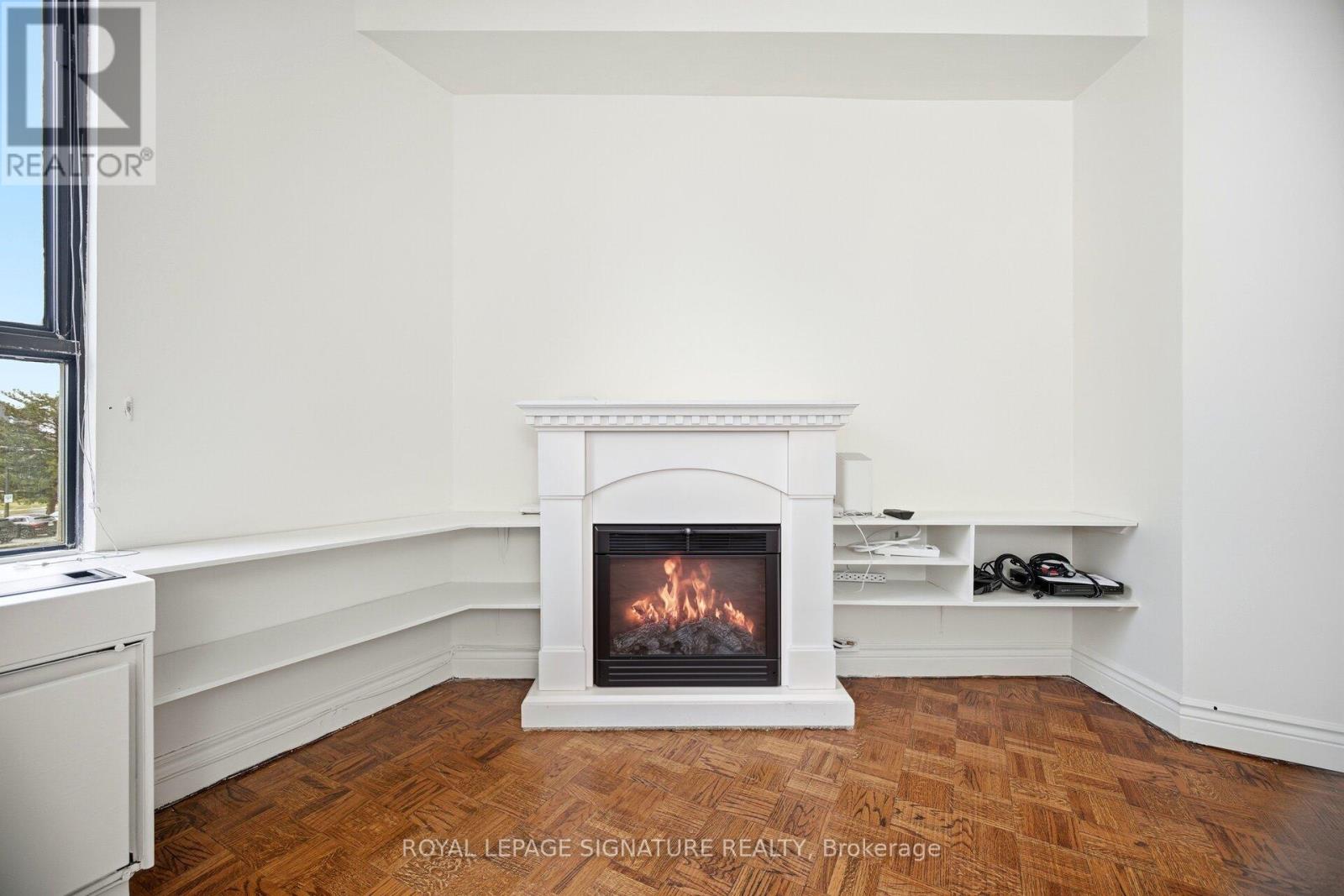 A21 - 296 Mill Road, Toronto, Ontario  M9C 4X8 - Photo 30 - W13009598