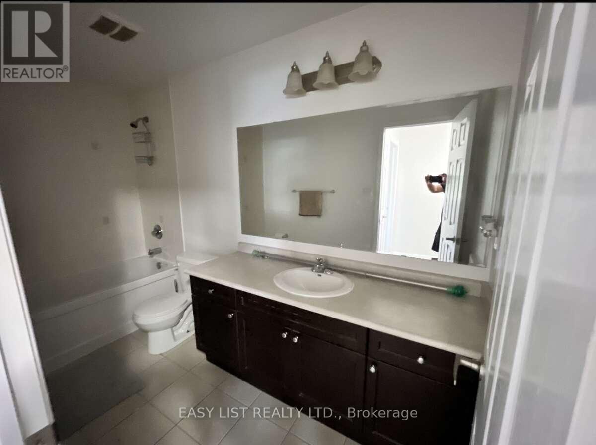 450 Cavanagh Lane, Milton, Ontario  L9T 8G6 - Photo 9 - W13009604