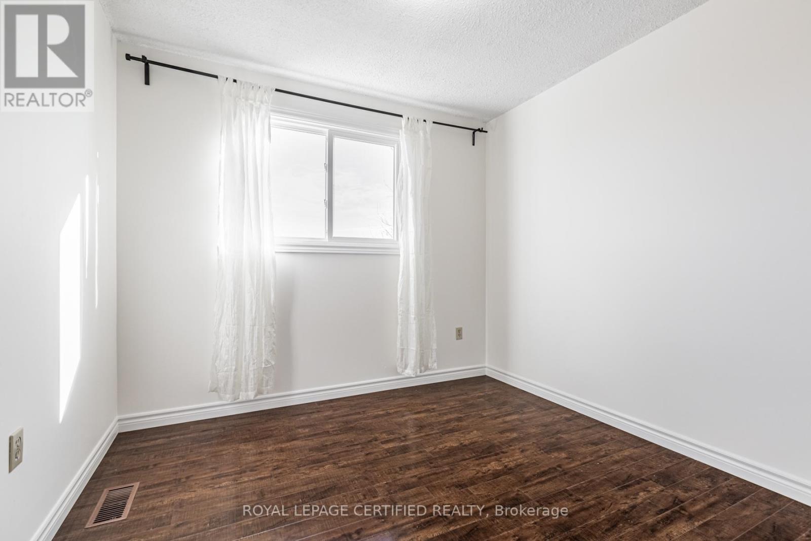 2329 Greenbank Trail, Burlington, Ontario  L7P 3S7 - Photo 19 - W13009628