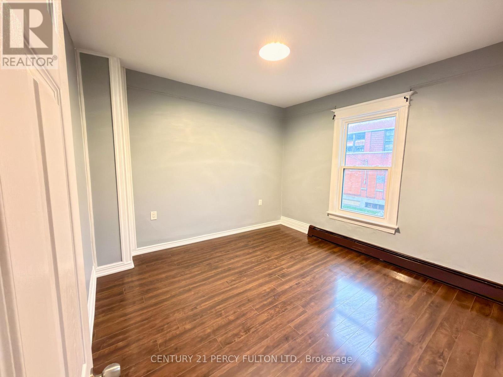 2nd Floor - 108 Cumberland Avenue, Hamilton, Ontario  L8M 1Z3 - Photo 5 - X13009616