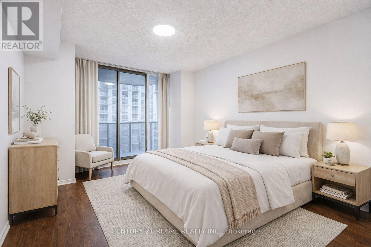 1803 - 750 Bay Street, Toronto, Ontario  M5G 1N6 - Photo 14 - C12912348