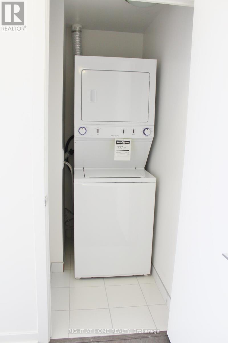 1212 - 66 Forest Manor Road, Toronto, Ontario  M2J 0B7 - Photo 8 - C12959418