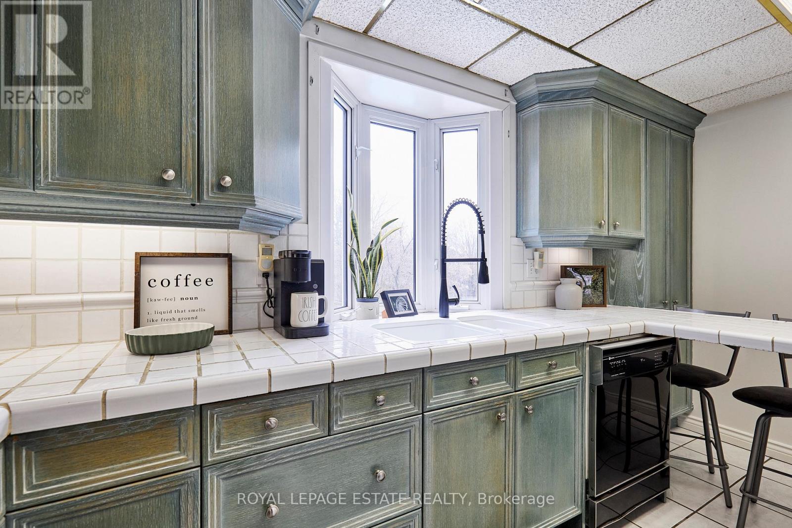 138 Beaverbrook Court, Toronto, Ontario  M1C 3A9 - Photo 16 - E12999768