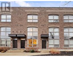 1076 LANSDOWNE AVENUE, Toronto, Ontario