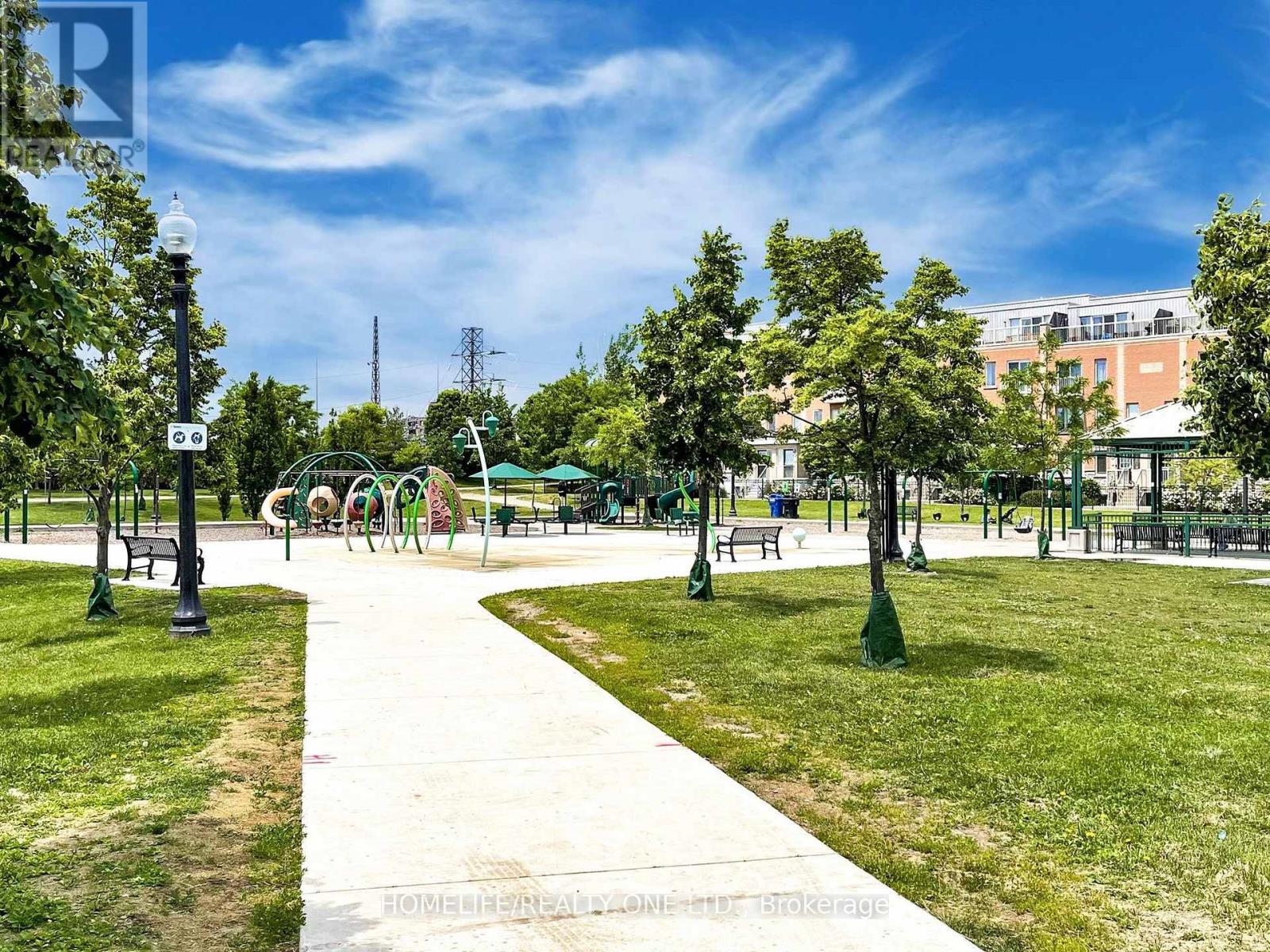 1076 Lansdowne Avenue, Toronto, Ontario  M6H 4H2 - Photo 39 - W12945286