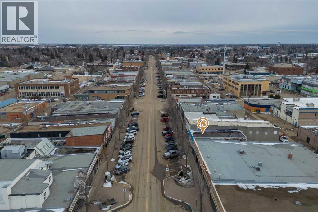 5030 50 Street, Camrose, Alberta  T4V 1R3 - Photo 3 - A2302231