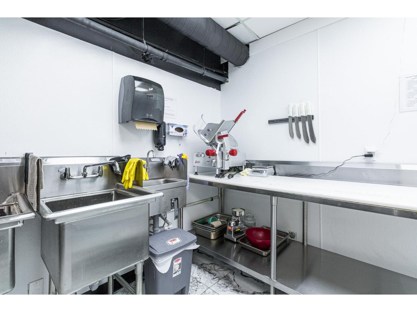 1234 Confidential Street, Surrey, British Columbia  V0V 0V0 - Photo 14 - C8077807