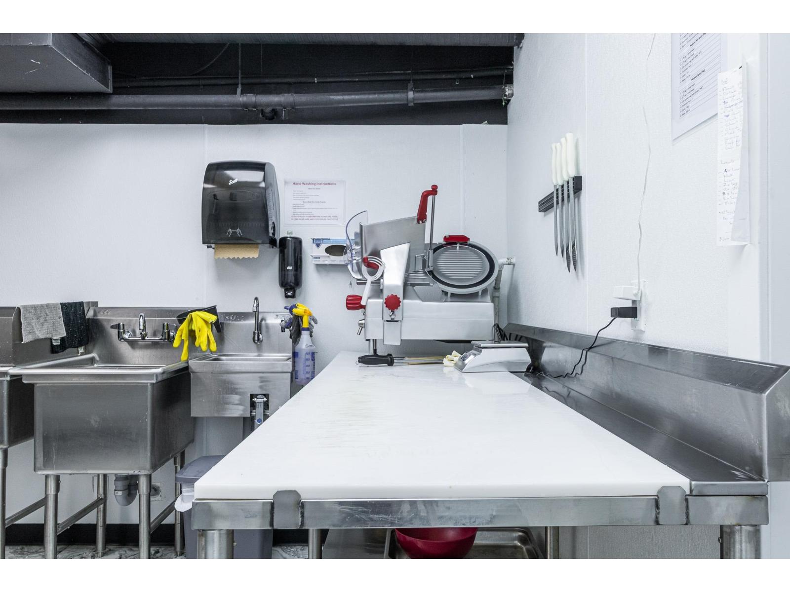 1234 Confidential Street, Surrey, British Columbia  V0V 0V0 - Photo 12 - C8077807