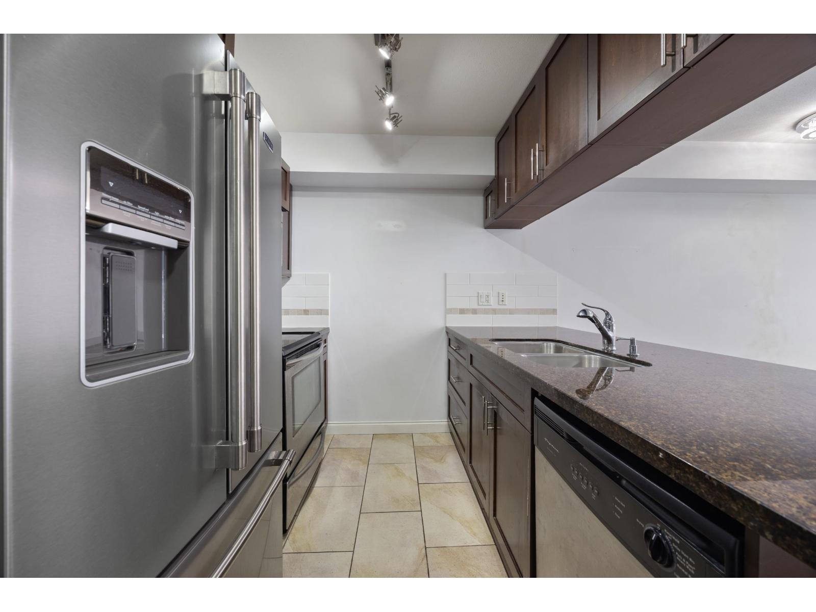 140 5660 201a Street, Langley, British Columbia  V3A 0B4 - Photo 7 - R3107467