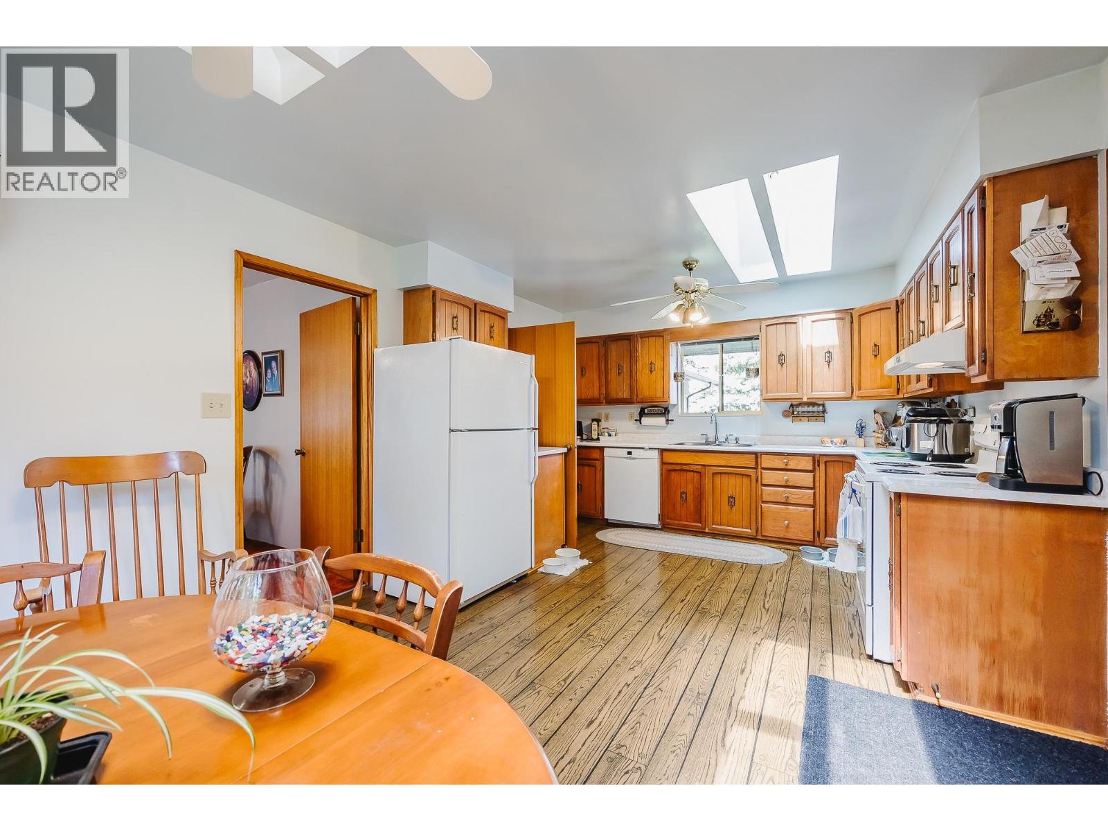 21190 Glenwood Avenue, Maple Ridge, British Columbia  V2X 8K5 - Photo 11 - R3054846