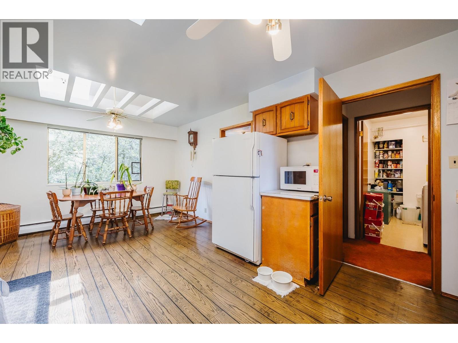 21190 Glenwood Avenue, Maple Ridge, British Columbia  V2X 8K5 - Photo 9 - R3054846