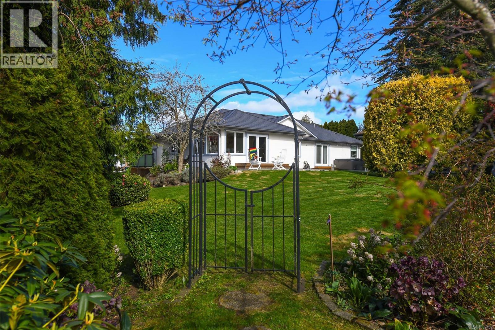 1513 Juniper Pl, Comox, British Columbia  V9M 1A2 - Photo 48 - 1032482