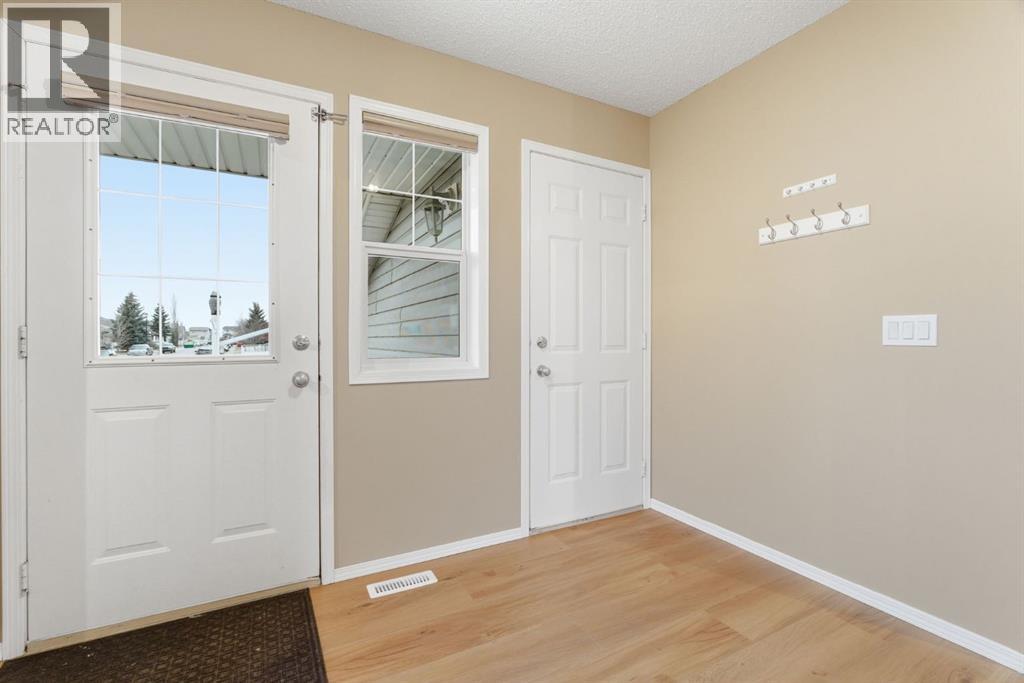 59 Silver Springs Way Nw, Airdrie, Alberta  T4B 2R6 - Photo 4 - A2295012