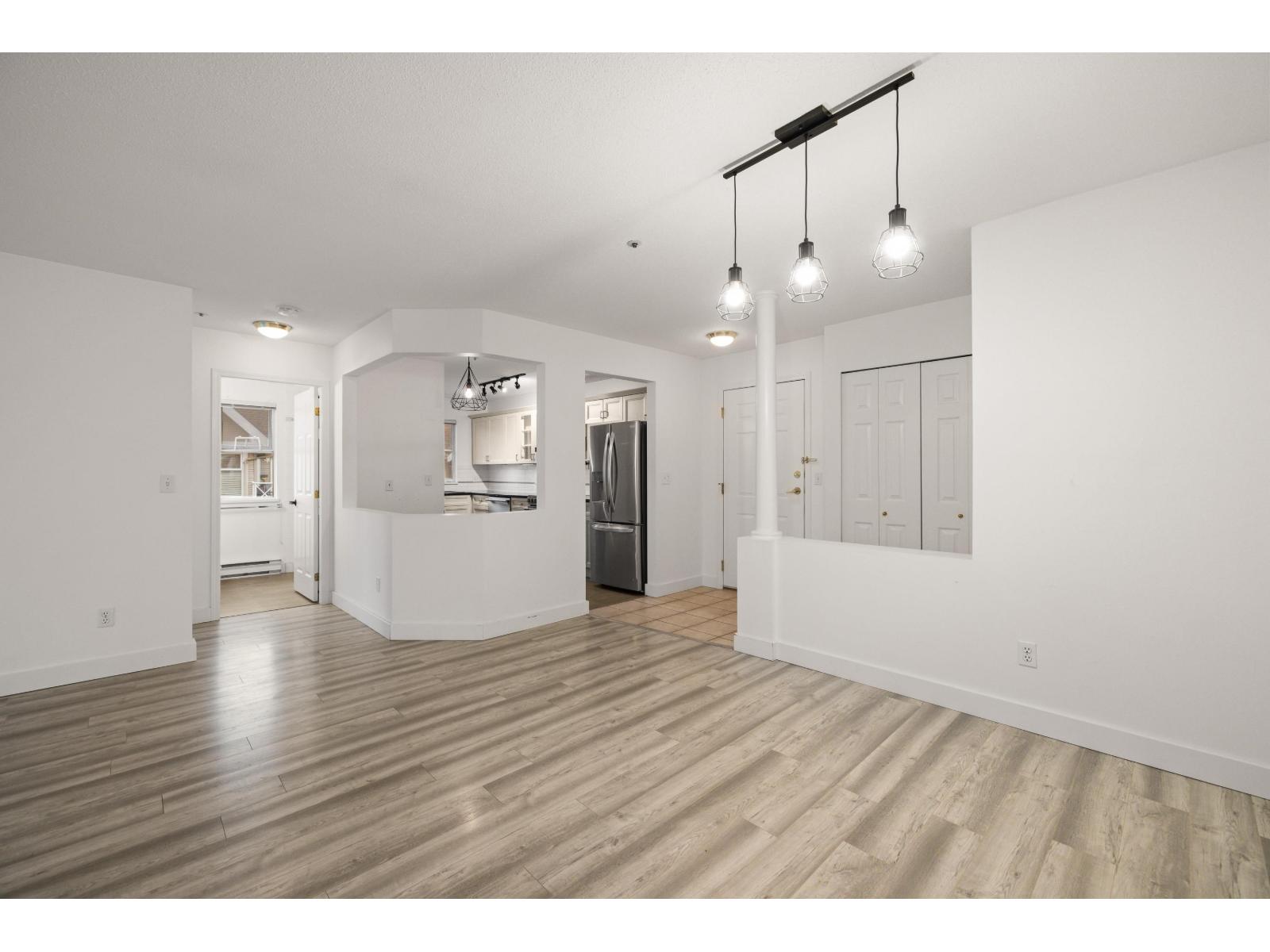 302 5556 201a Street, Langley, British Columbia  V3A 8K5 - Photo 10 - R3111862