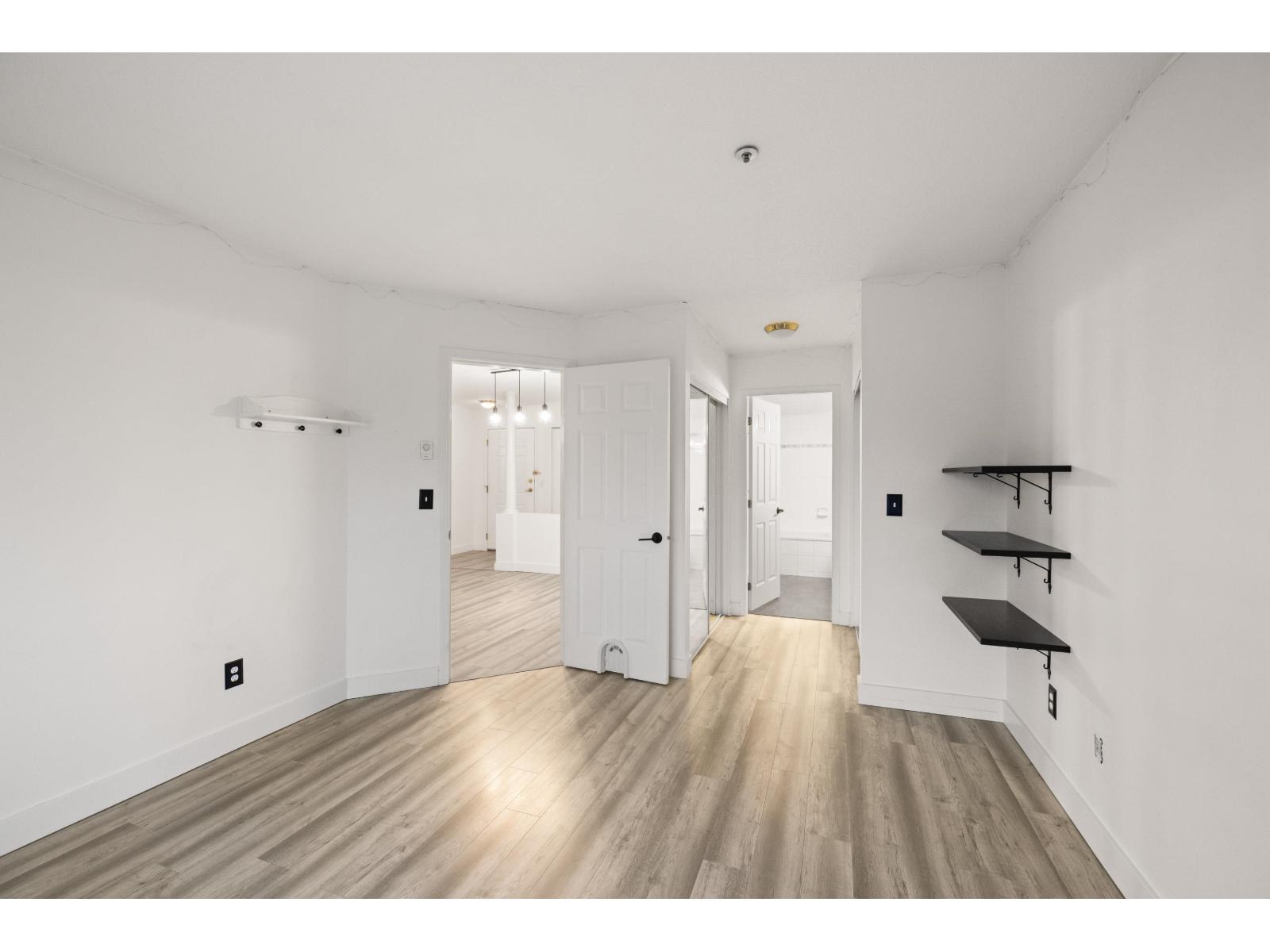 302 5556 201a Street, Langley, British Columbia  V3A 8K5 - Photo 21 - R3111862