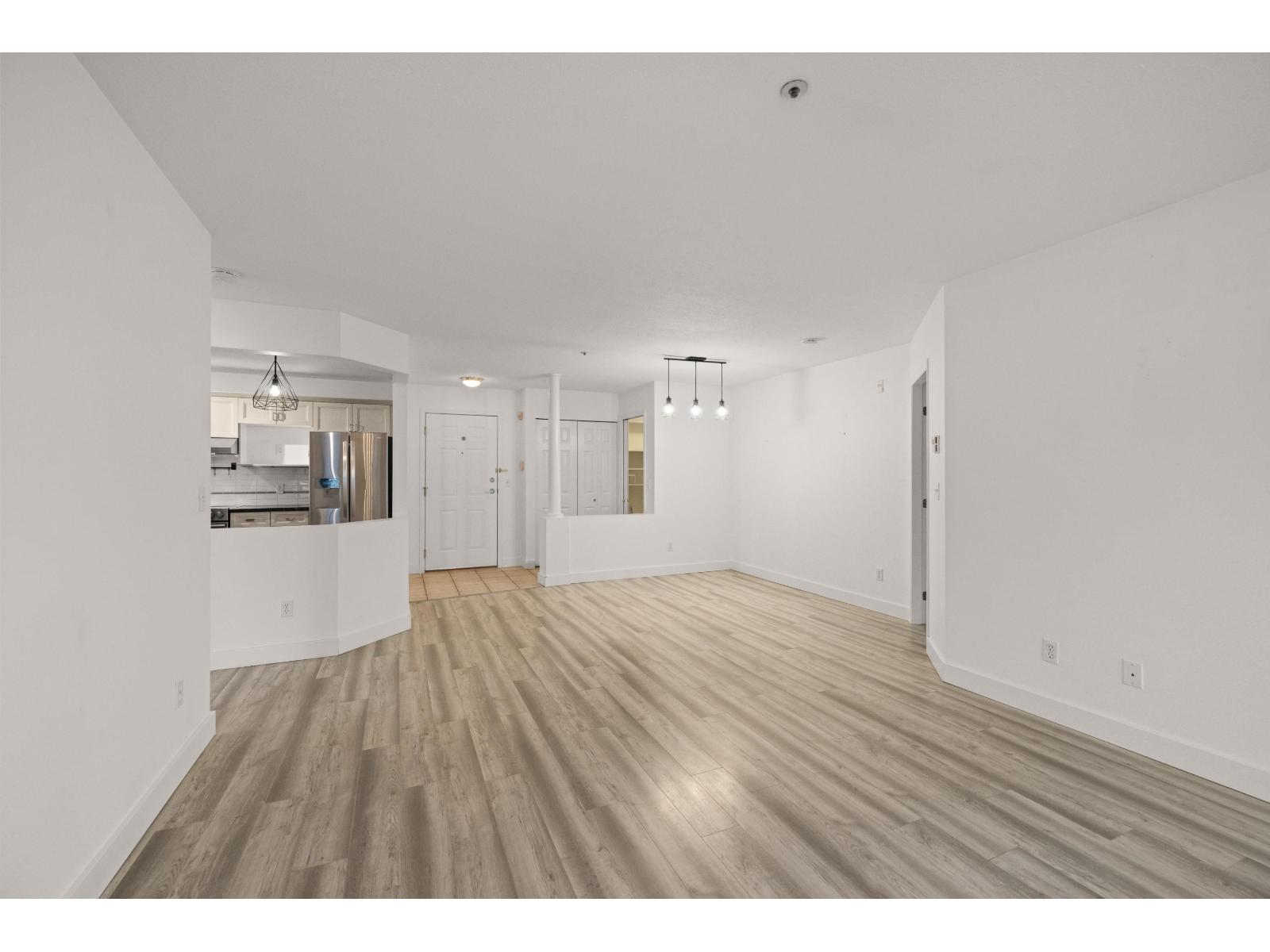 302 5556 201a Street, Langley, British Columbia  V3A 8K5 - Photo 14 - R3111862