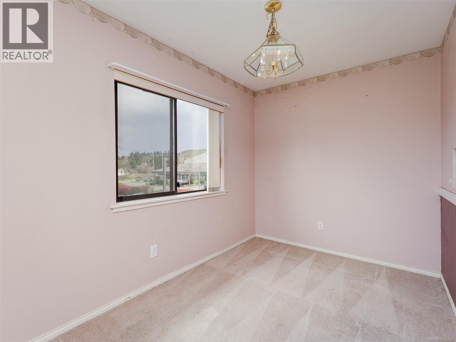 208 651 Jolly Pl, Saanich, British Columbia  V8N 1J4 - Photo 6 - 1032497