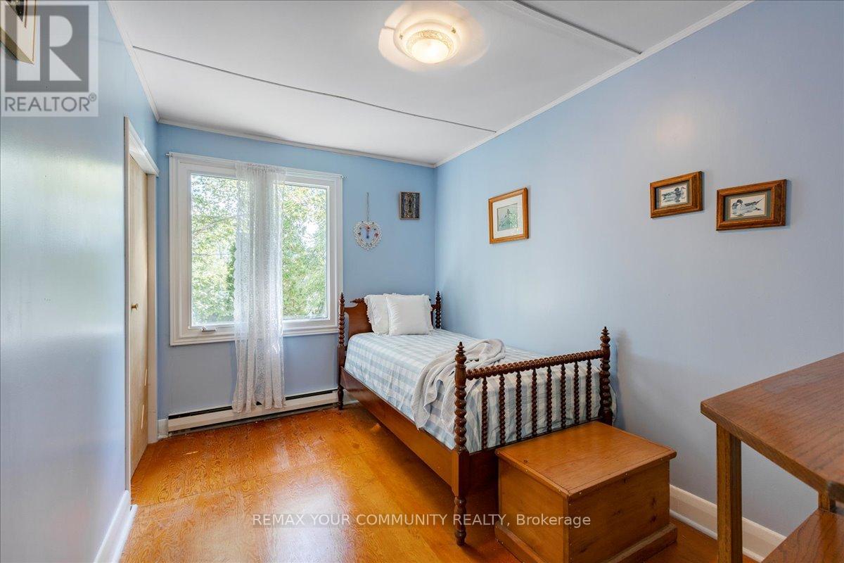 258 Lakeview Boulevard, Georgina, Ontario  L4P 2Y3 - Photo 11 - N12752464