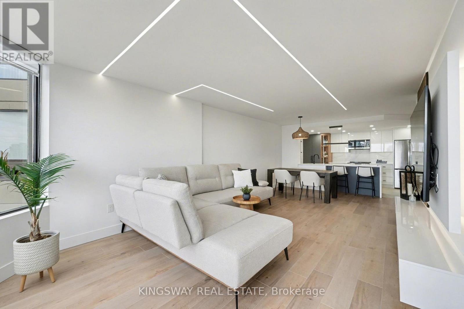 712 - 7420 Bathurst Street, Vaughan, Ontario  L4J 6X4 - Photo 7 - N12931022