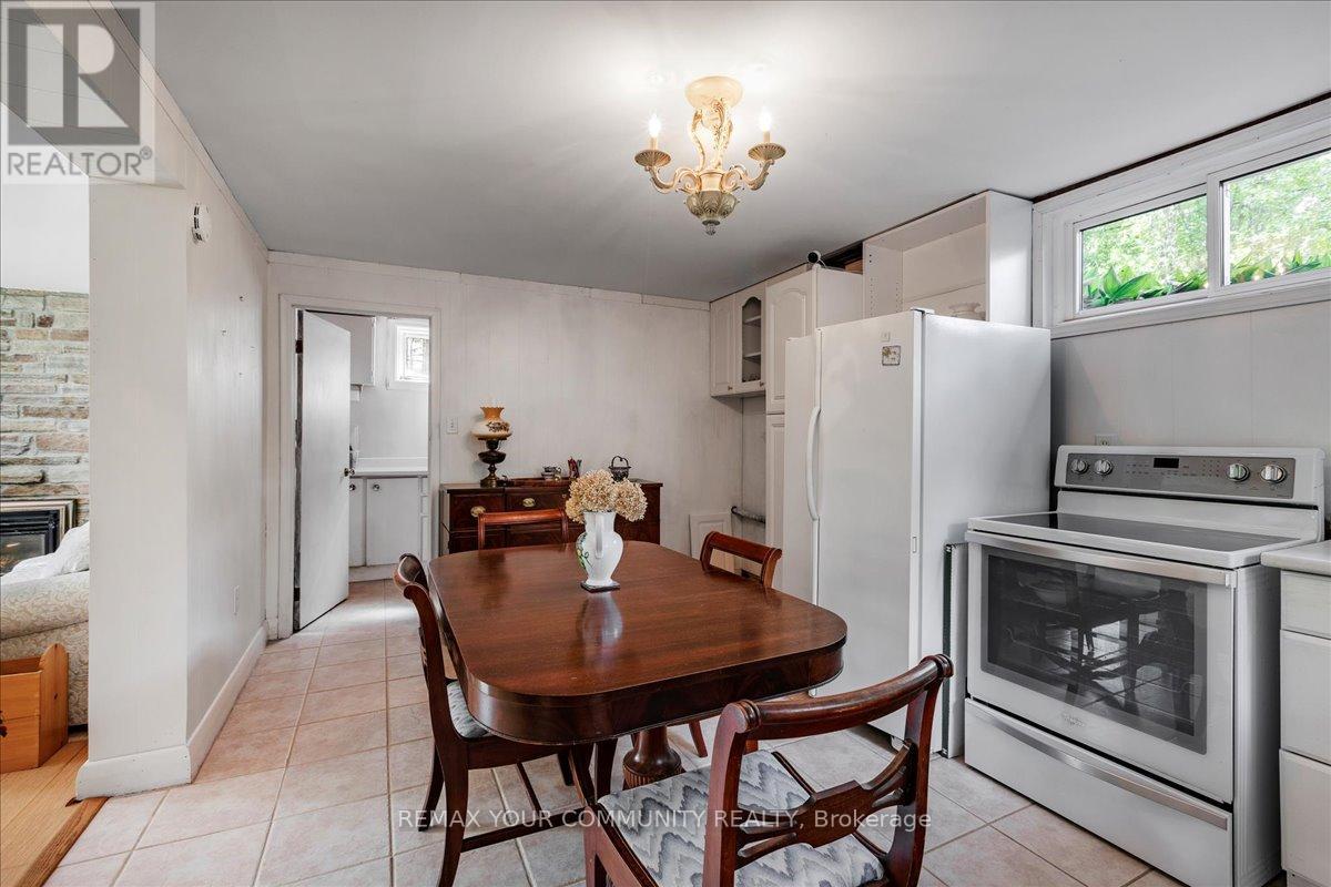 258 Lakeview Boulevard, Georgina, Ontario  L4P 2Y3 - Photo 8 - N12752464