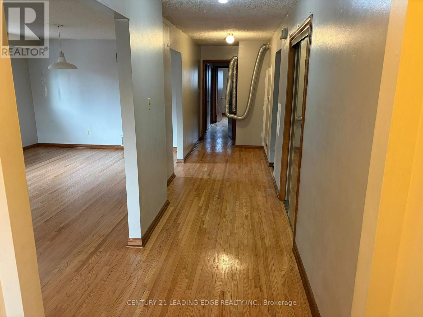 127 Risebrough Circuit, Markham, Ontario  L3R 3E1 - Photo 1 - N13005744