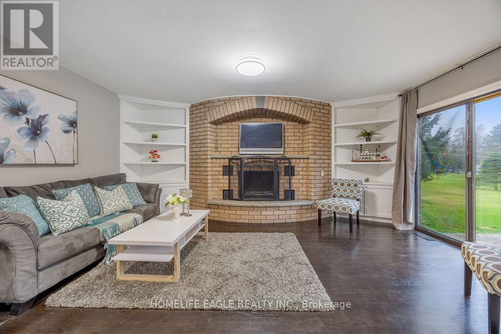 20286 Yonge Street, East Gwillimbury, Ontario  L9N 1B1 - Photo 13 - N13009504