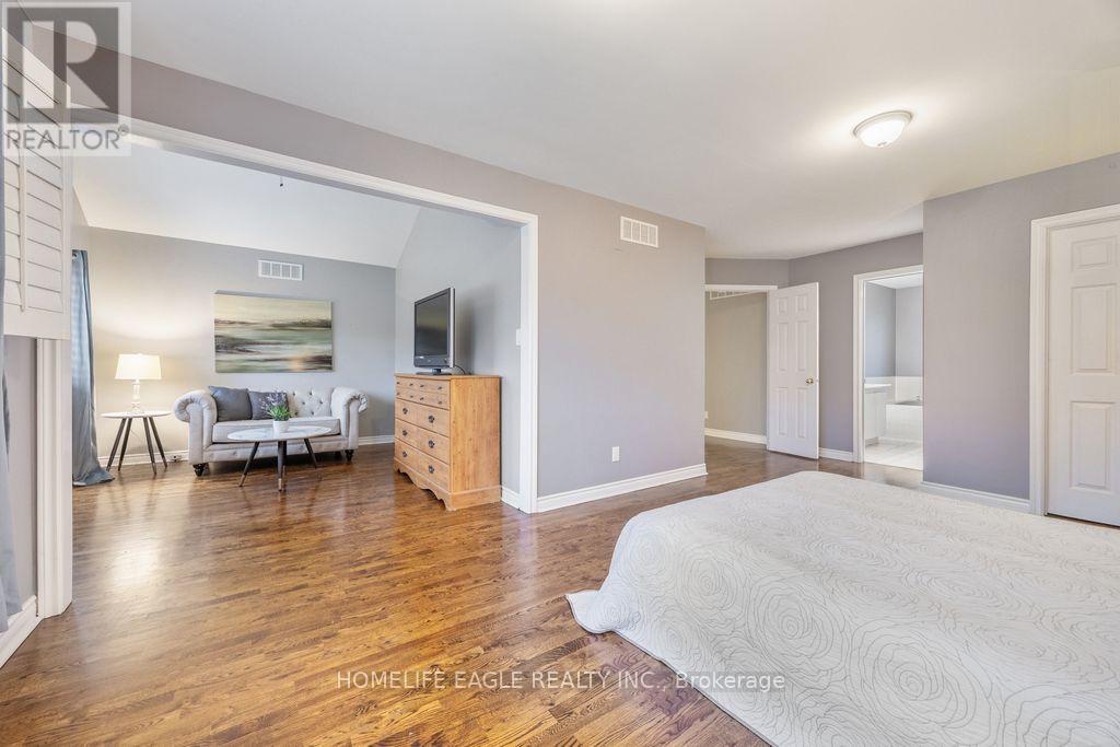 20286 Yonge Street, East Gwillimbury, Ontario  L9N 1B1 - Photo 18 - N13009504