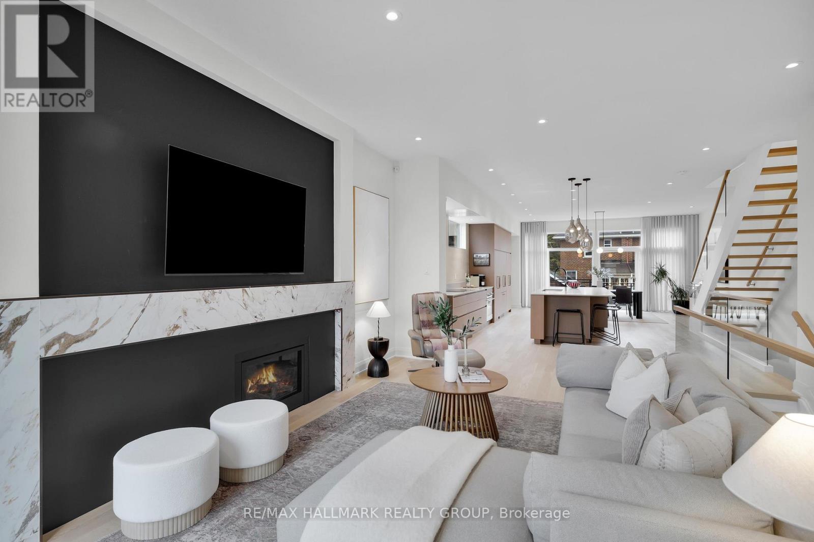 36 Kenora Street, Ottawa, Ontario  K1Y 3K8 - Photo 3 - X13007588