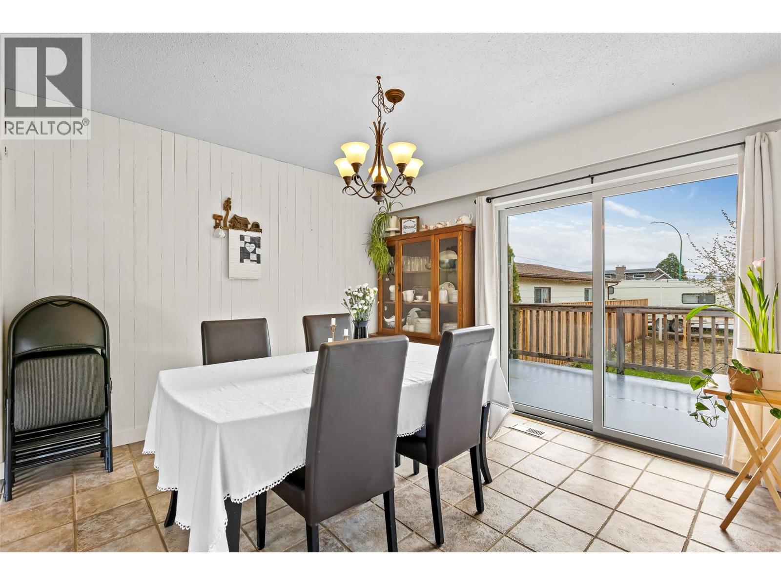 2107 Ash Street, Creston, British Columbia  V0B 1G5 - Photo 12 - 10383783
