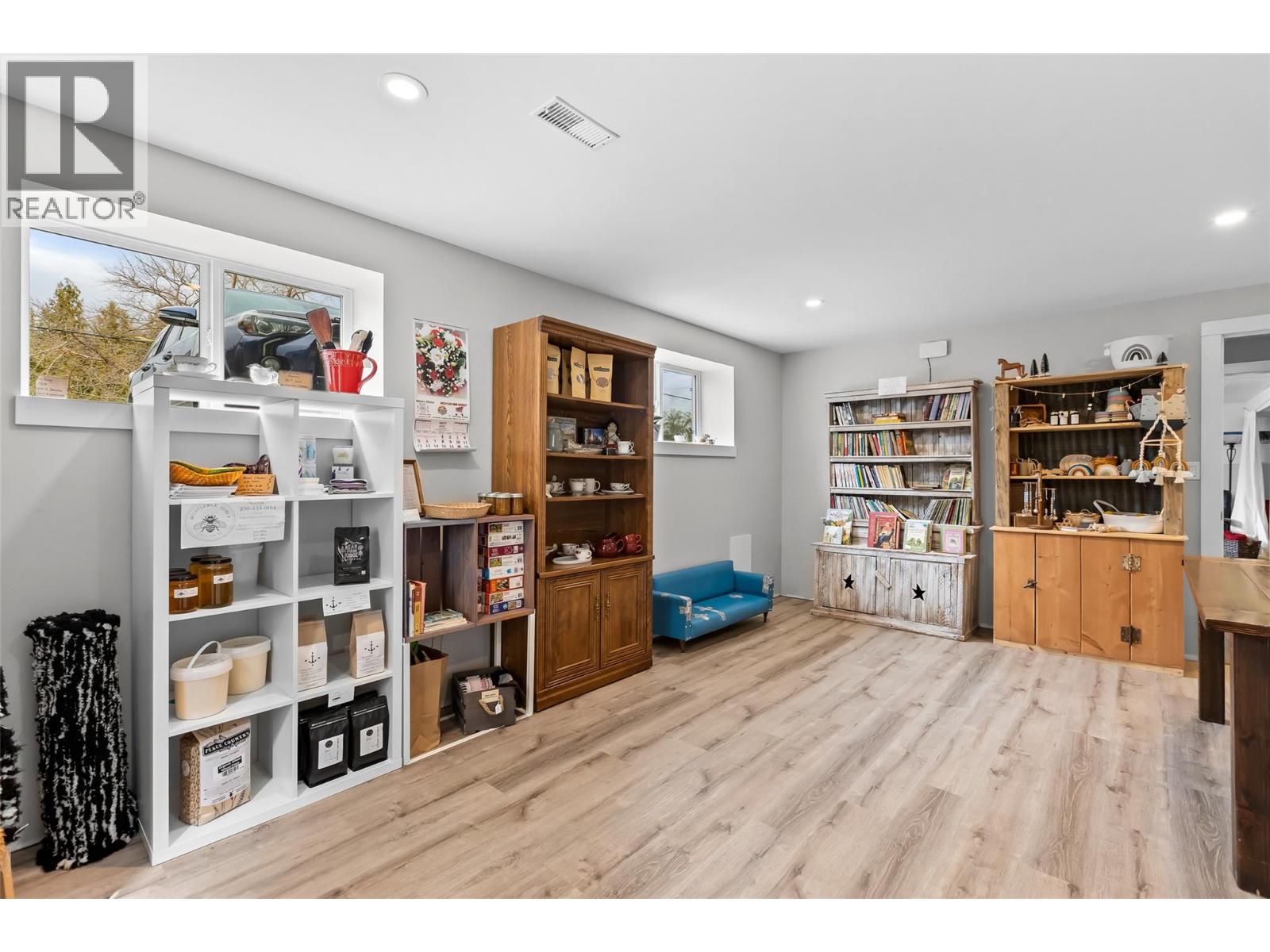 2107 Ash Street, Creston, British Columbia  V0B 1G5 - Photo 31 - 10383783