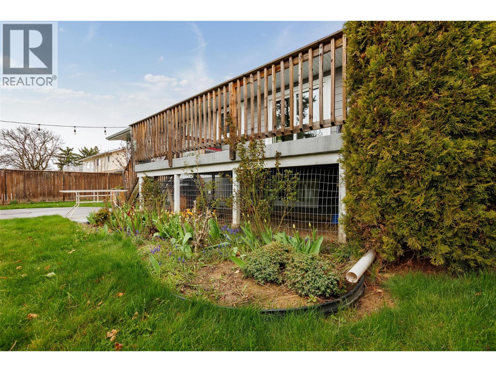 2107 Ash Street, Creston, British Columbia  V0B 1G5 - Photo 48 - 10383783