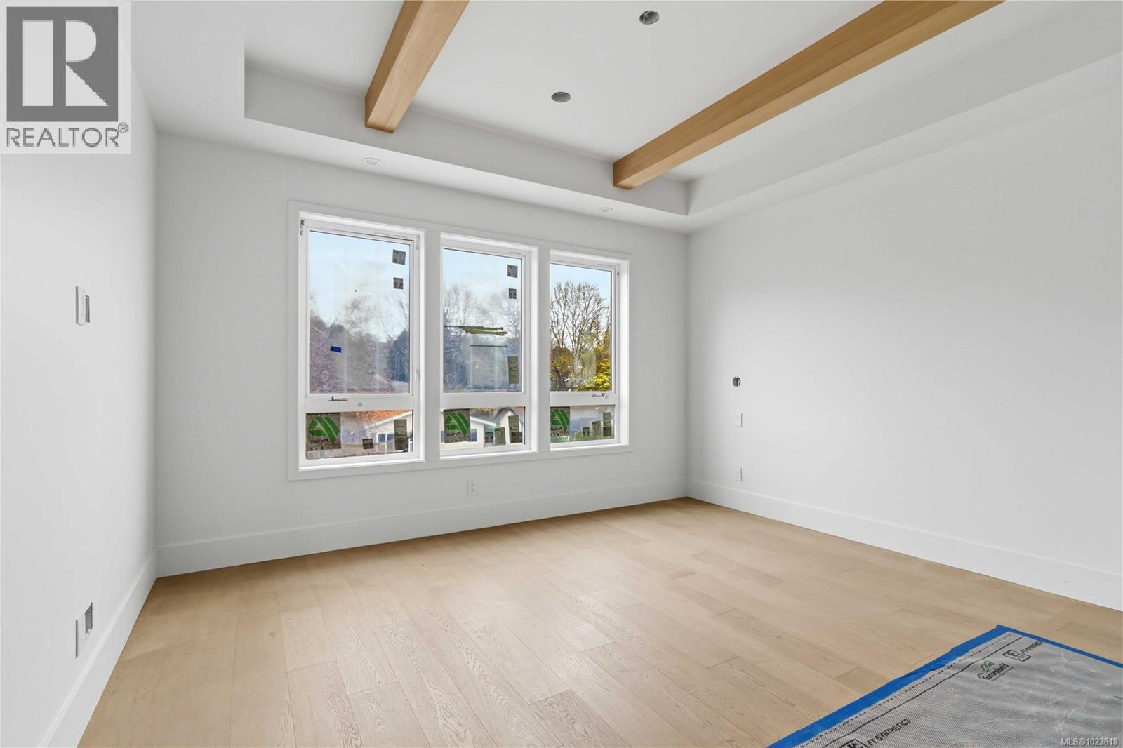 2 1434 Brooke St, Victoria, British Columbia  V8S 1M3 - Photo 7 - 1023613