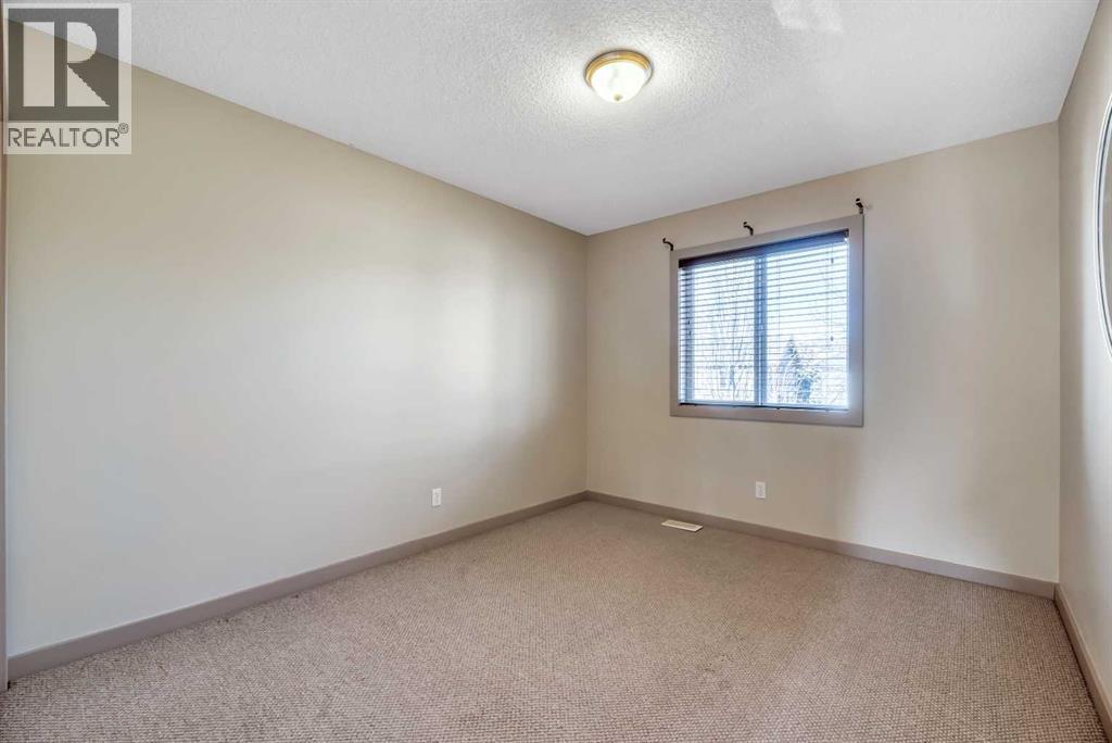 63 Discovery Ridge Circle Sw, Calgary, Alberta  T3H 5T8 - Photo 30 - A2284828