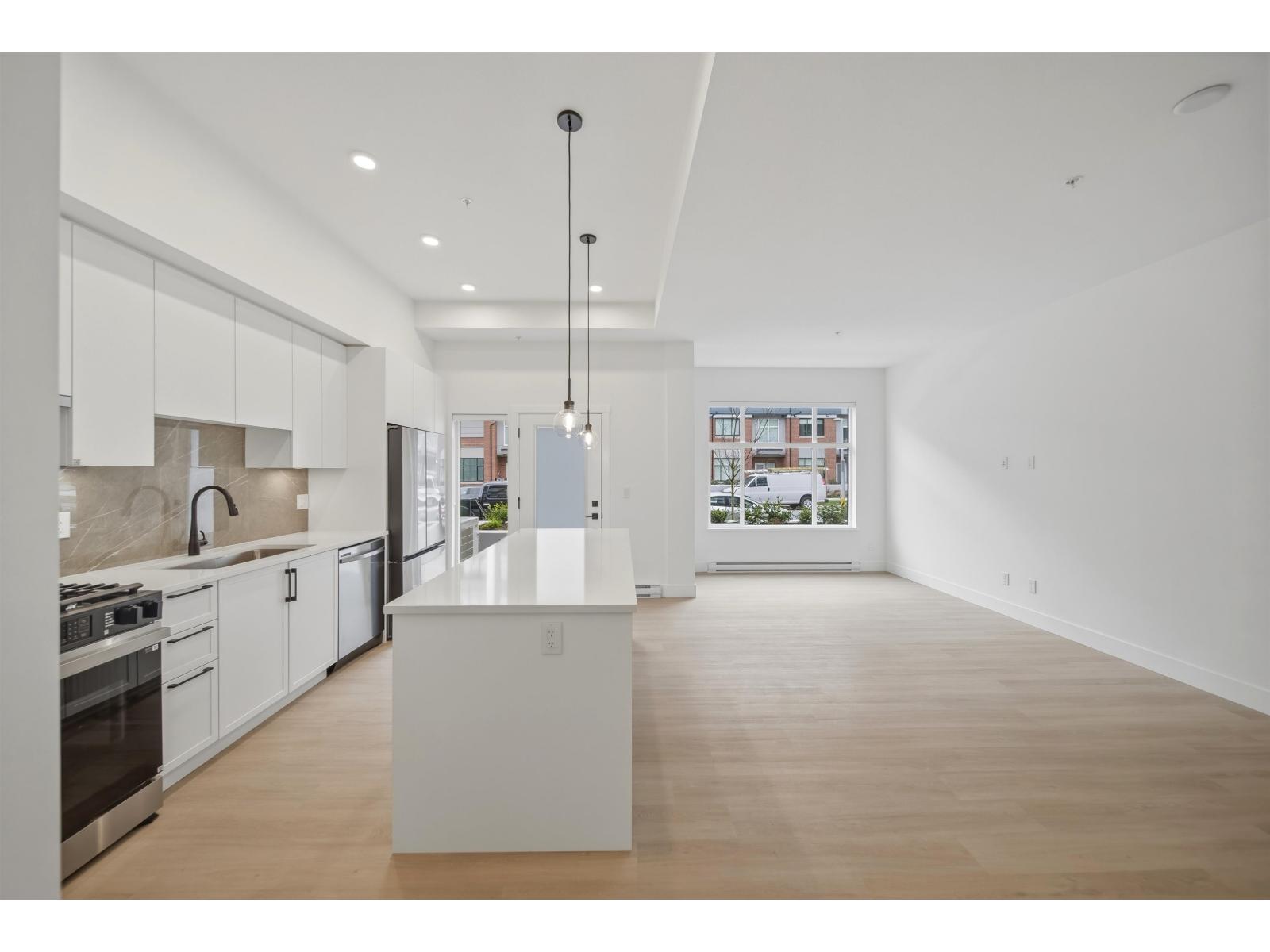 111 3465 146a Street, Surrey, British Columbia  V0V 0V0 - Photo 5 - R3111991