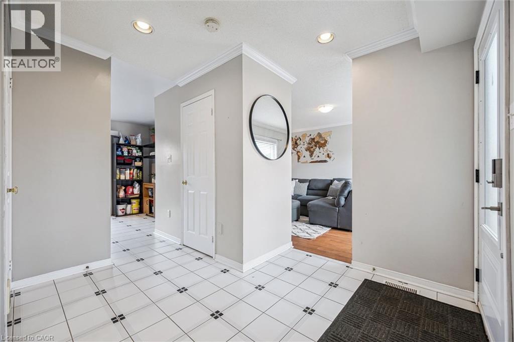 238 Langlaw Drive, Cambridge, Ontario  N1P 1B6 - Photo 8 - 40821679