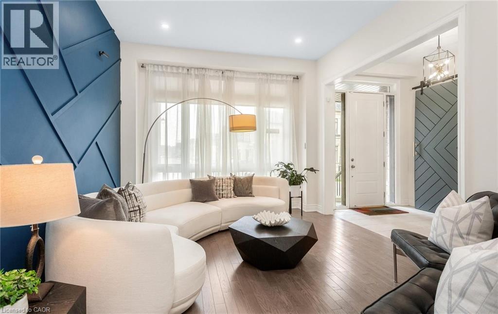 3294 Millicent Avenue, Oakville, Ontario  L6H 0V9 - Photo 6 - 40821350