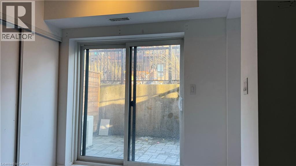 10 Palace Street Unit# A8, Kitchener, Ontario  N2E 0J3 - Photo 3 - 40820470