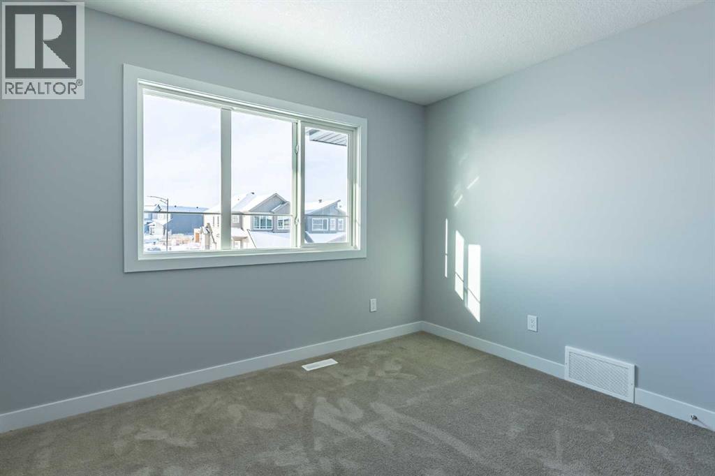 3 Heritage Point, Cochrane, Alberta  T4C 3K7 - Photo 20 - A2291276