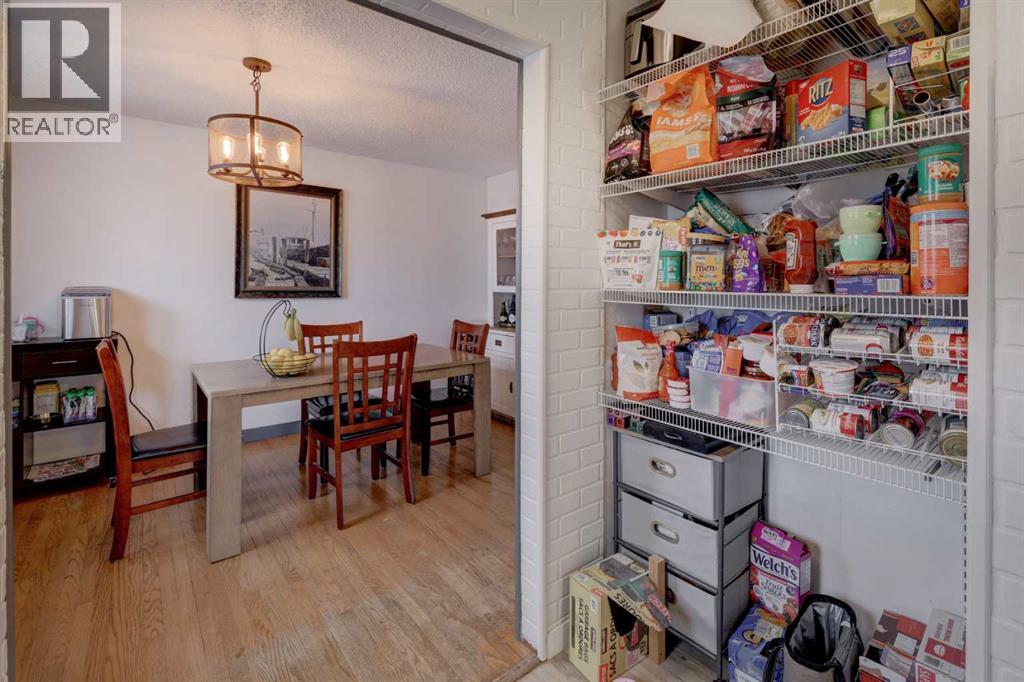 1816 Meadowbrook Drive Se, Airdrie, Alberta  T4A 1V4 - Photo 12 - A2290825