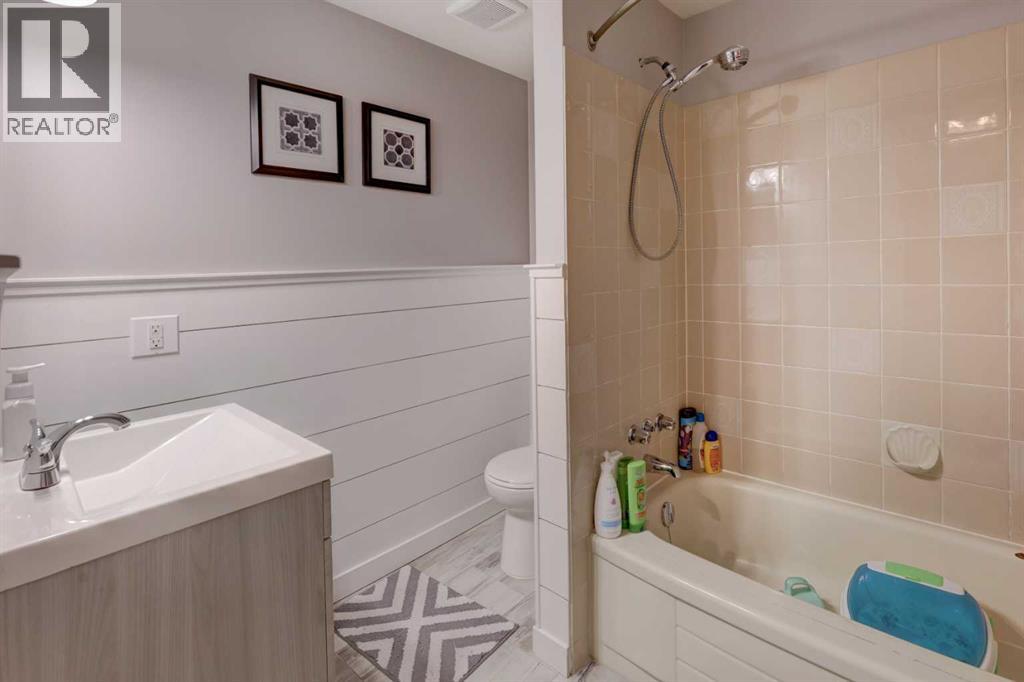 1816 Meadowbrook Drive Se, Airdrie, Alberta  T4A 1V4 - Photo 24 - A2290825