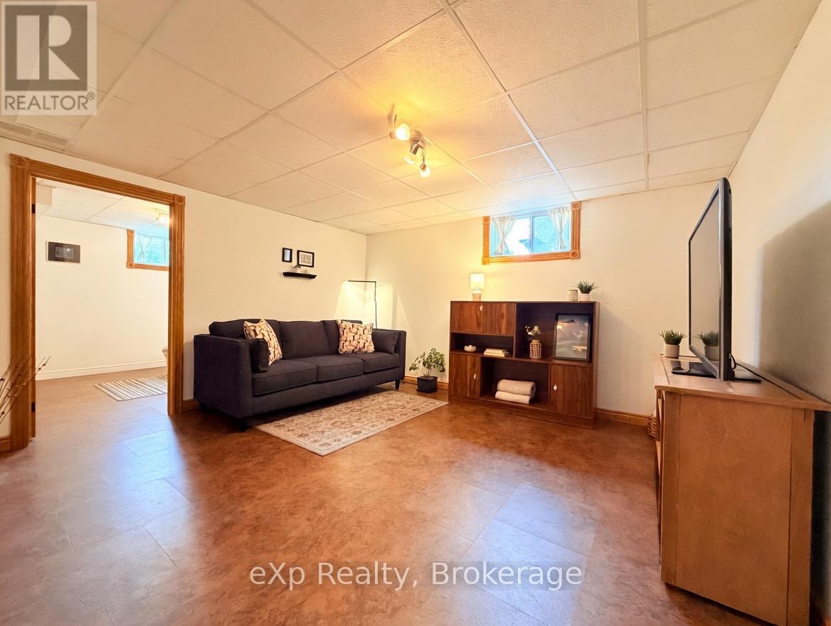 705 Victoria Road, Huron-Kinloss, Ontario  N0G 2R0 - Photo 17 - X13009758