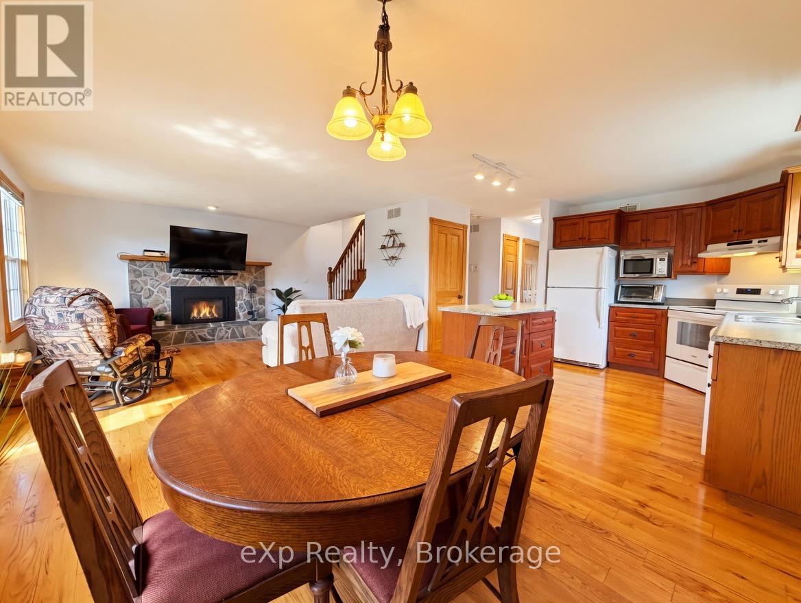 705 Victoria Road, Huron-Kinloss, Ontario  N0G 2R0 - Photo 6 - X13009758