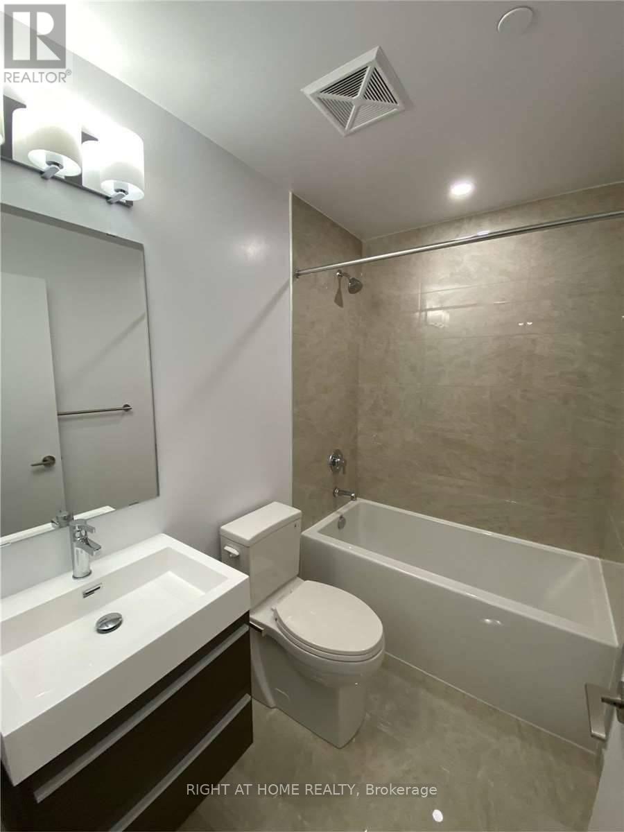 1303 - 181 Bedford Road, Toronto, Ontario  M5R 0A5 - Photo 11 - C13009740