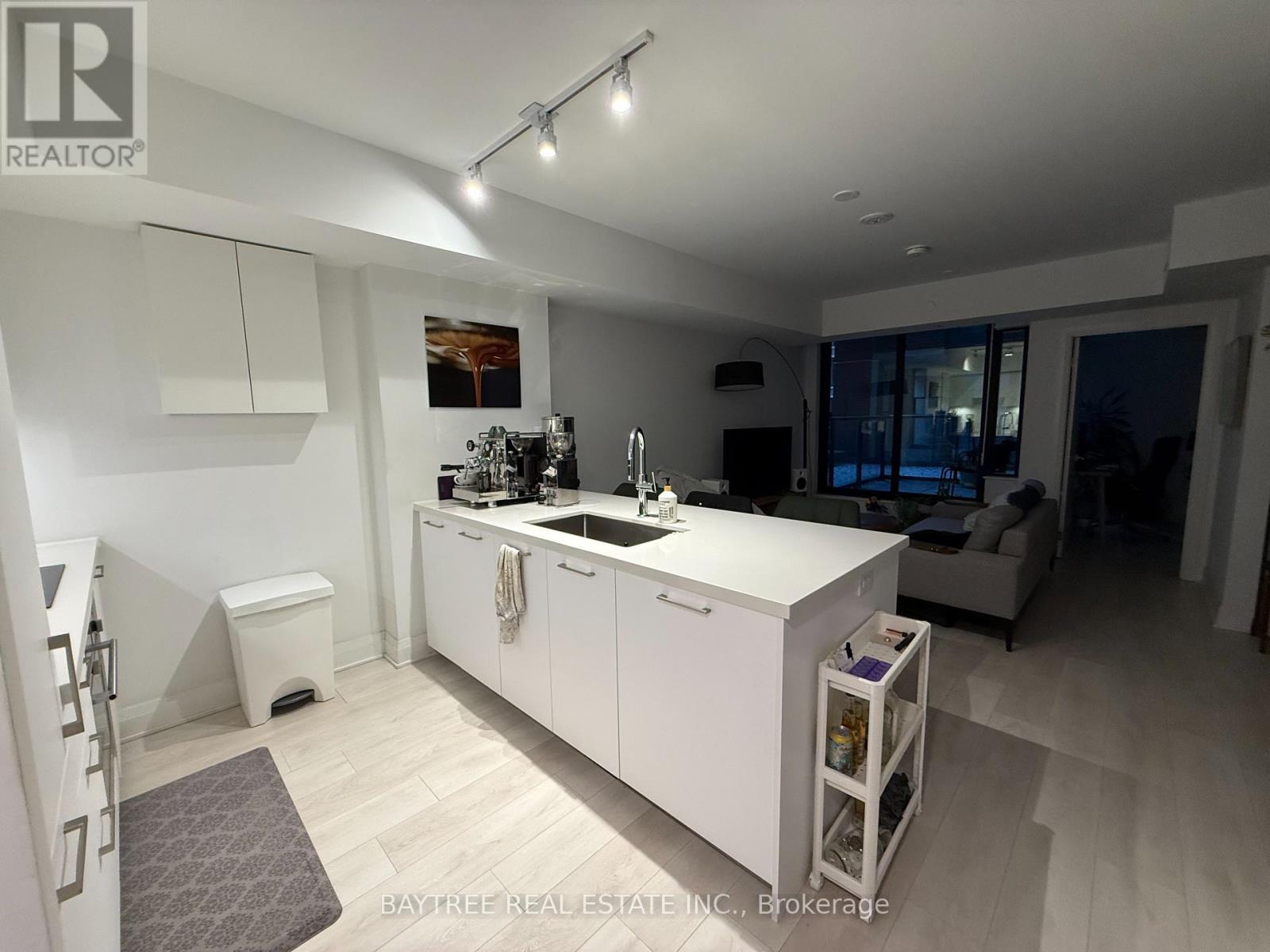 330 - 33 Frederick Todd Way, Toronto, Ontario  M4G 0C9 - Photo 5 - C13009744