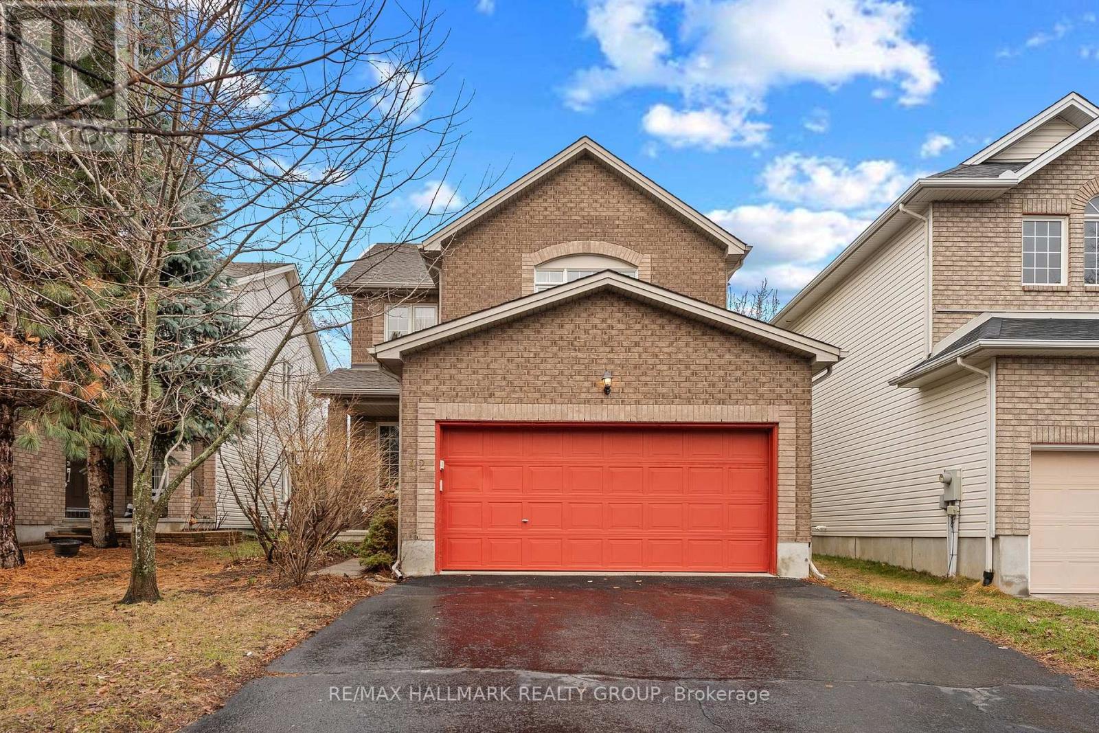 42 Nortoba Crescent, Ottawa, Ontario  K2T 1H5 - Photo 2 - X13009676